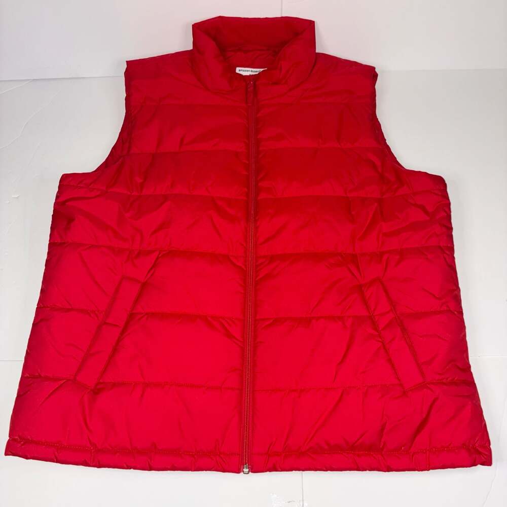 Amazon Essentials Men's Lightweight Full-Zip Insulated Puffer Vest in Red XL